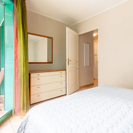 Les Balcons De Port By Interhome Appartement