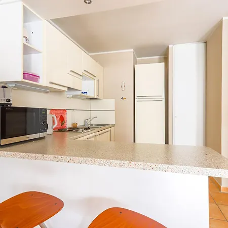 Apartamento Les Balcons De Port By Interhome Nice